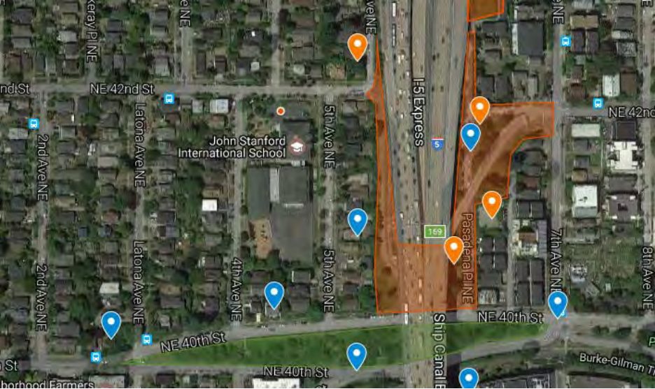 City of Seattle homeless encampment cleanup at 5th ave ne & 42nd ave ne, 2017-04-19 (Wallingford)